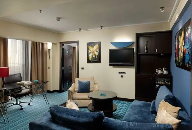 Süit, 1 Yatak Odası, Sigara İçilebilir (Living Area)