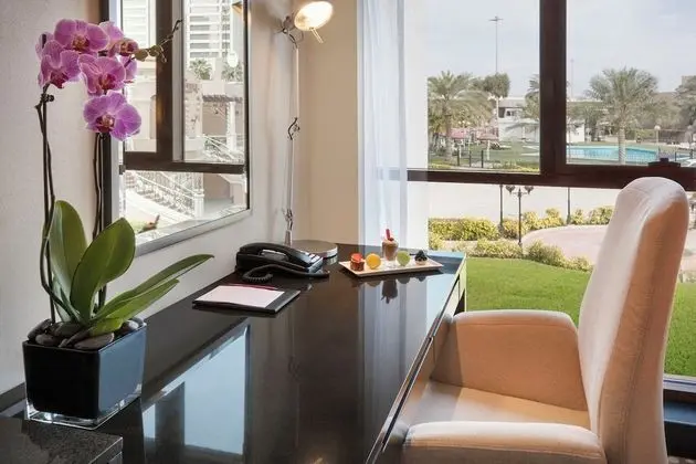 Standard Oda, Birden Çok Yatak, Bahçe Manzaralı