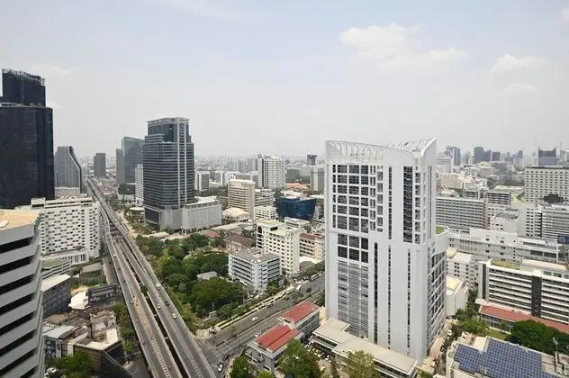 Premium Oda, 1 En Büyük (King) Boy Yatak, Sigara İçilebilir (Lounge Access)