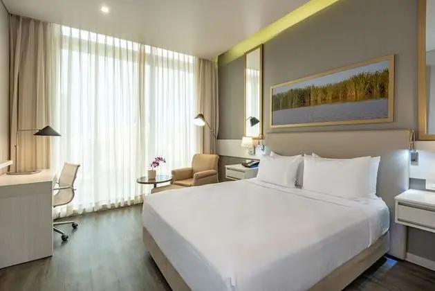 Standard Oda, 1 Büyük (Queen) Boy Yatak, Şehir Manzaralı (High Floor)