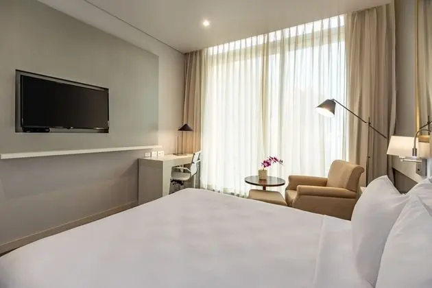 Standard Oda, 1 Büyük (Queen) Boy Yatak, Şehir Manzaralı (High Floor)