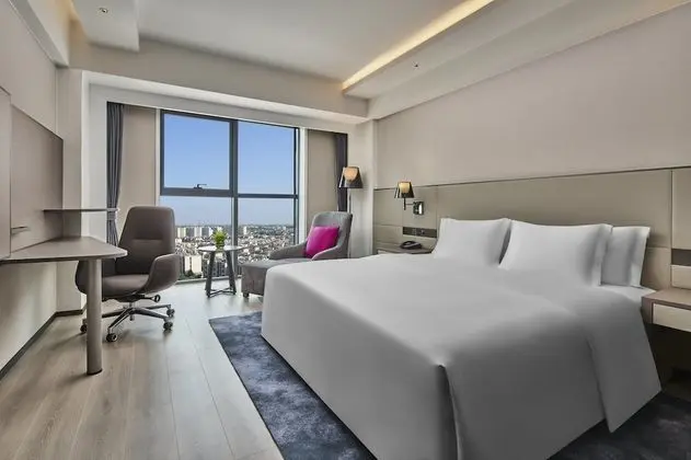 Premium Oda, 1 En Büyük (King) Boy Yatak, Business Dinlenme Salonu Kullanımı (High Floor)