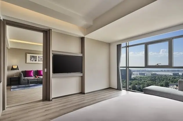 Süit, 1 Yatak Odası, Business Dinlenme Salonu Kullanımı (High Floor)