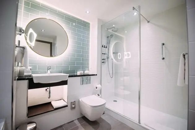 Standard Oda, 1 En Büyük (King) Boy Yatak, Business Dinlenme Salonu Kullanımı