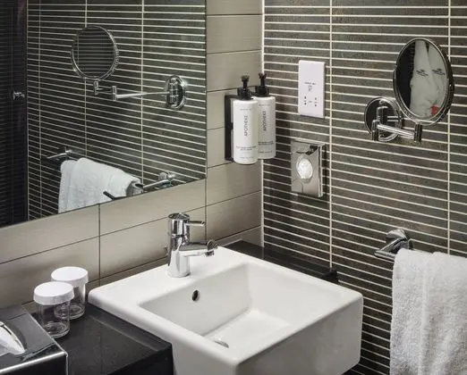 Club Oda, 1 En Büyük (King) Boy Yatak (Club Floor Lounge Access)