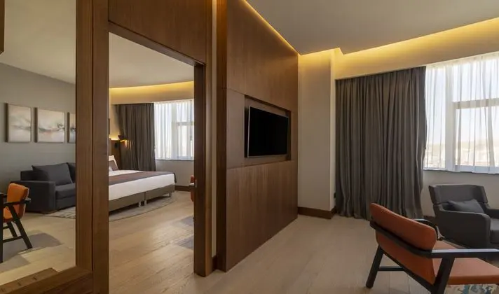 Executive Suit