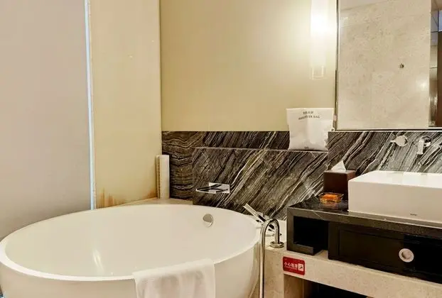 Standard Oda, Nehir Manzaralı