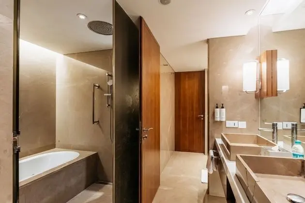 Club Süit, 1 En Büyük (King) Boy Yatak, Engellilere Uygun (Lounge Access)