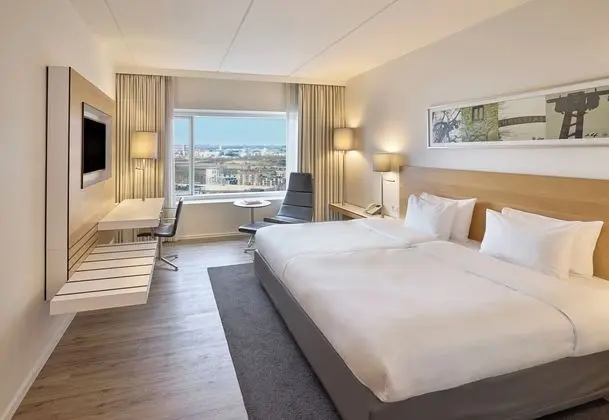 Standard Oda, 1 En Büyük (King) Boy Yatak, Şehir Manzaralı (High Floor)
