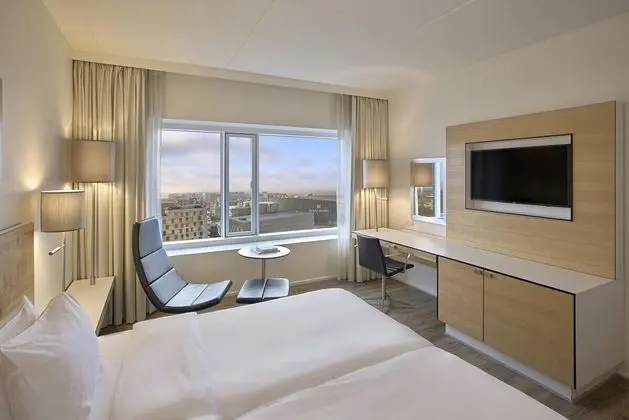 Standard Oda, 1 En Büyük (King) Boy Yatak, Şehir Manzaralı (High Floor)