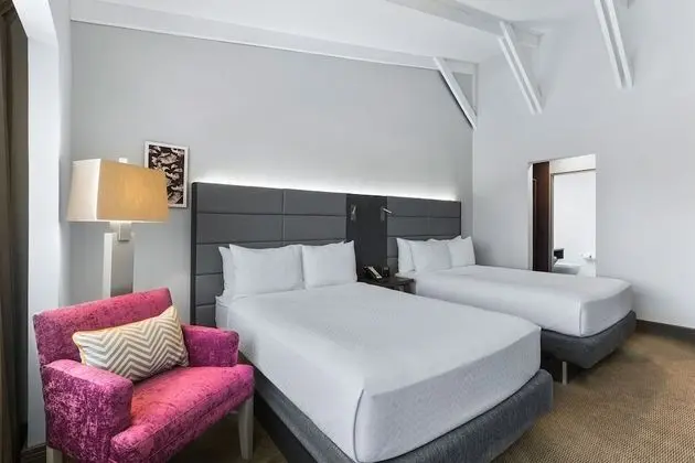 Standard Oda, 2 Çift Kişilik Yatak (Lounge Access on Top Floor)