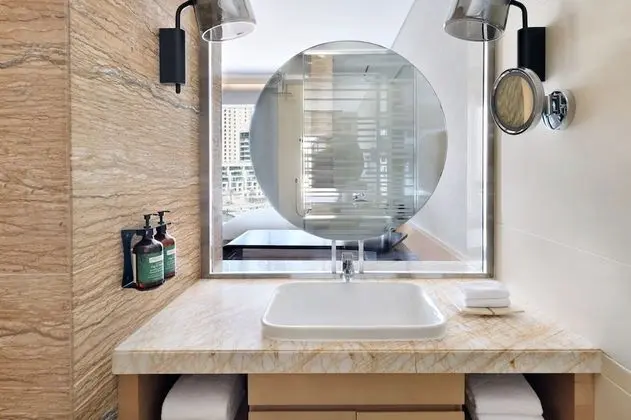 Oda, 1 En Büyük (King) Boy Yatak, Şehir Manzaralı (Lounge Access)