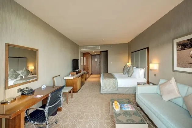 Premium Oda, 1 En Büyük (King) Boy Yatak, Balkon, Deniz Manzaralı (Seafront)