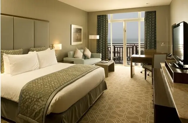 Premium Oda, 1 En Büyük (King) Boy Yatak, Balkon, Deniz Manzaralı (Seafront)