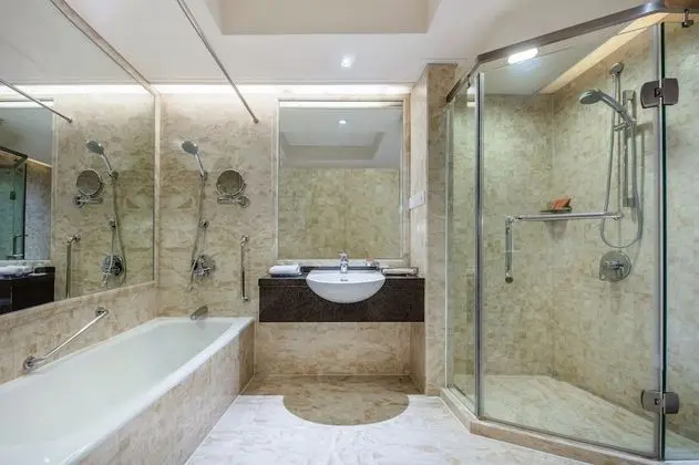Süit, 1 Yatak Odası, Business Dinlenme Salonu Kullanımı (Club Floor)