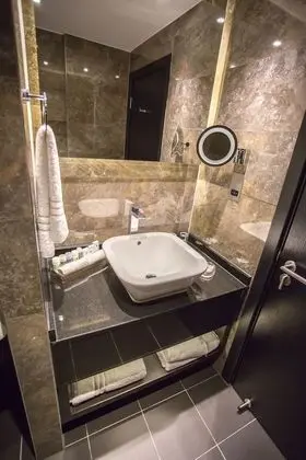 Standard Oda, 2 Çift Kişilik Yatak