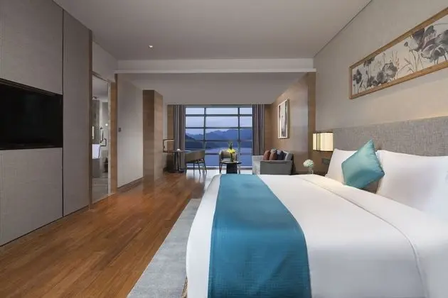 Premium Oda, 1 En Büyük (King) Boy Yatak, Balkon, Göl Manzaralı