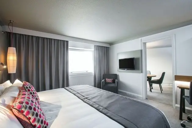 Süit, 1 Yatak Odası, Business Dinlenme Salonu Kullanımı (High Floor)