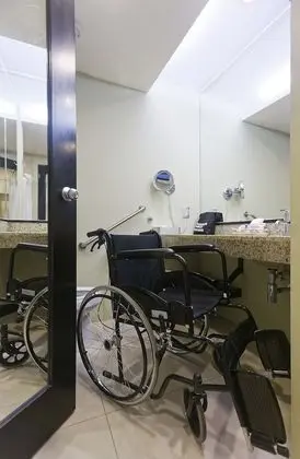 Standard Oda, 1 En Büyük (King) Boy Yatak, Engellilere Uygun, Business Dinlenme Salonu Kullanımı