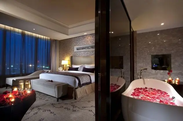 Süit, 1 Yatak Odası, Business Dinlenme Salonu Kullanımı (High Floor)