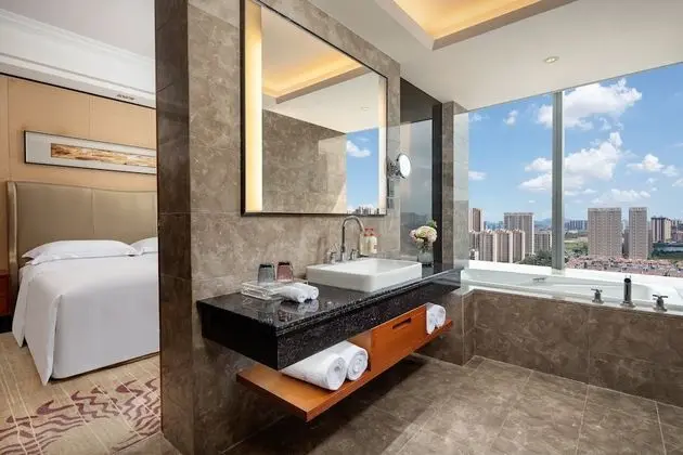 Süit, 1 Yatak Odası, Business Dinlenme Salonu Kullanımı (High Floor)