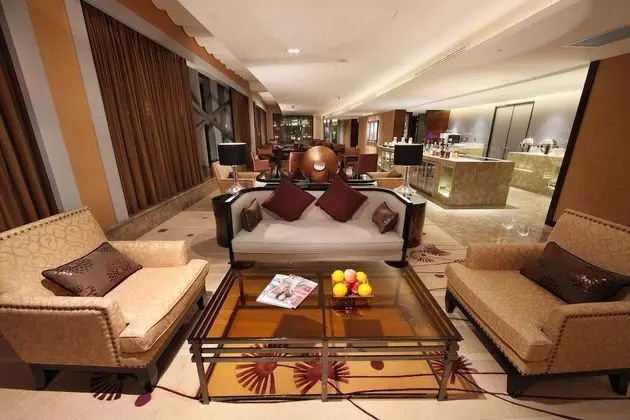 Süit, 1 Yatak Odası, Business Dinlenme Salonu Kullanımı (High Floor)