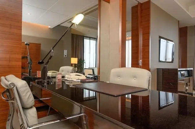 Süit, 1 Yatak Odası, Business Dinlenme Salonu Kullanımı (Lounge Access)