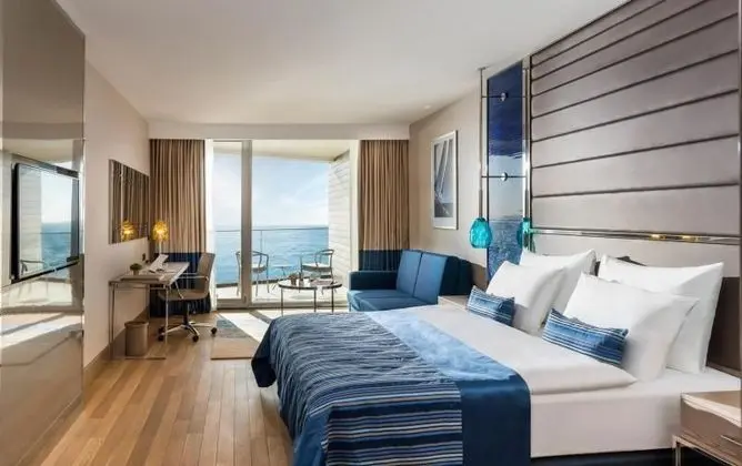 Junior Suite Double Room Sofa Bed Sea View