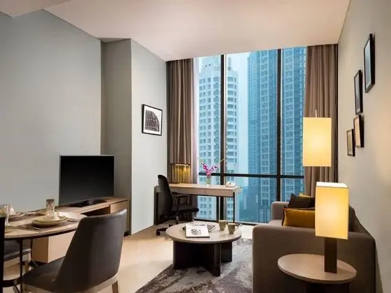 Süit, 1 Yatak Odası, Balkon (Mid Floor)