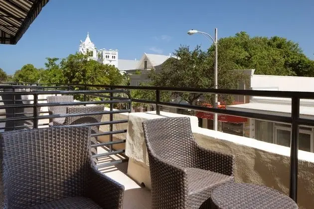 Oda, 1 En Büyük (King) Boy Yatak, Balkon, Şehir Manzaralı