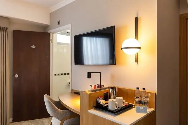 Premium Oda, 1 Çift Kişilik Yatak, Business Dinlenme Salonu Kullanımı