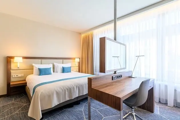 Premium Oda, 1 En Büyük (King) Boy Yatak (Walk-In Shower)