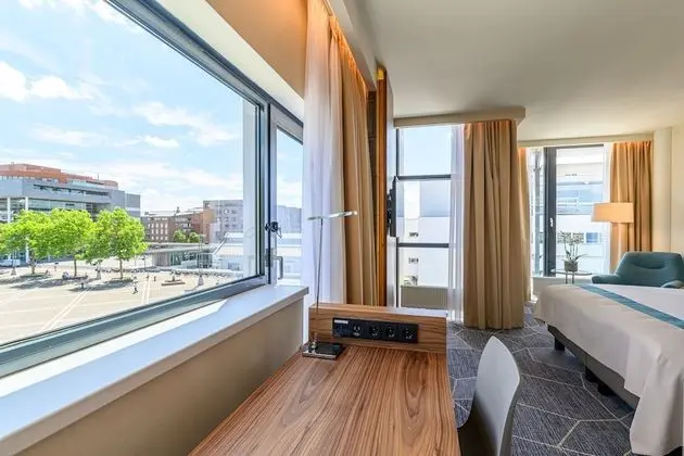 Premium Oda, 1 En Büyük (King) Boy Yatak (Walk-In Shower)