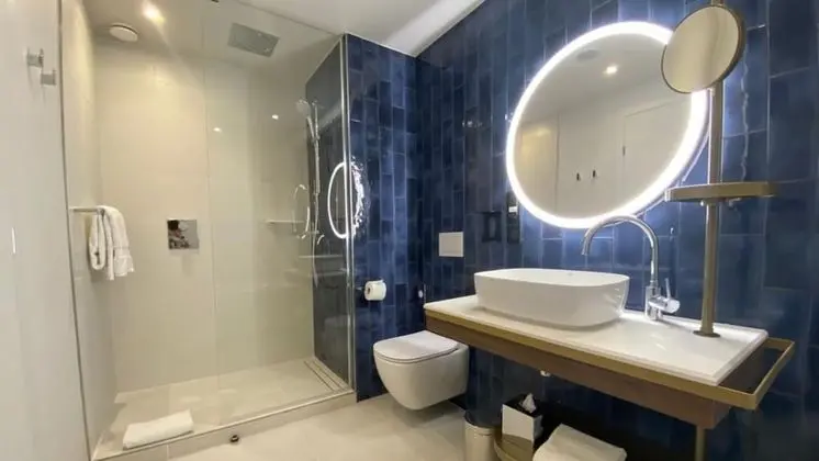 Premium Oda, 1 En Büyük (King) Boy Yatak (Sea Side)