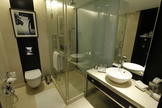 Premium Oda, 1 En Büyük (King) Boy Yatak, Sigara İçilmez (High Floor)