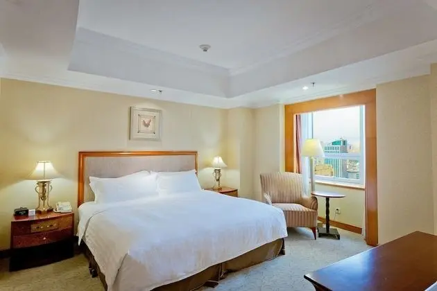 Süit, 1 En Büyük (King) Boy Yatak (Crowne Plaza)