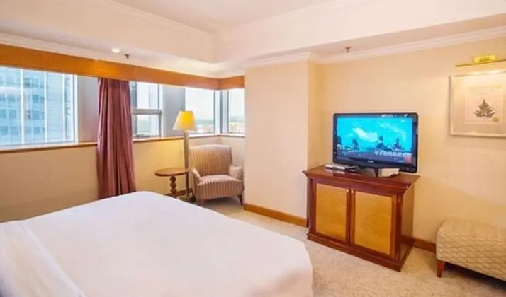 Süit, 1 En Büyük (King) Boy Yatak (Crowne Plaza)