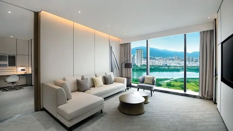 Süit, 1 Yatak Odası, Nehir Manzaralı (Lounge Access)