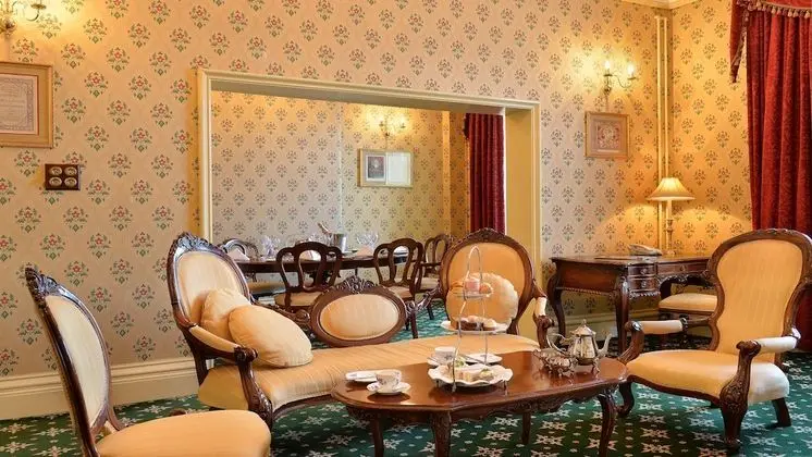 Süit, 1 En Büyük (King) Boy Yatak (Victorian)
