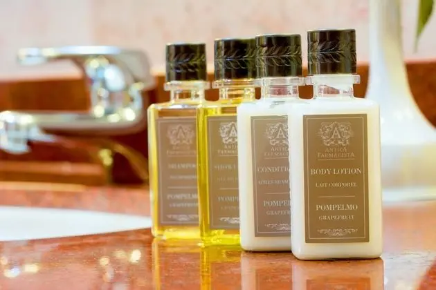 Süit, Birden Çok Yatak, Sigara İçilebilir (Custom)