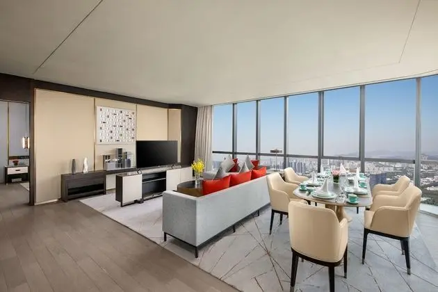 Standard Oda, 1 En Büyük (King) Boy Yatak, Şehir Manzaralı