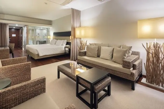 Junior Süit, 2 Tek Kişilik Yatak, Deniz Manzaralı (Full Sea View High Floor)