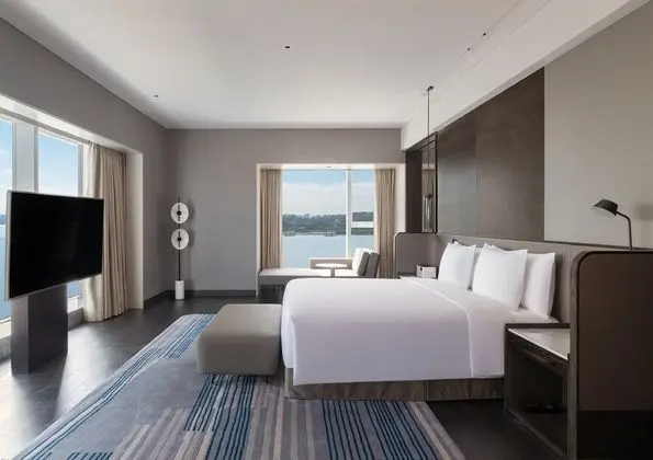 Süit, 1 Yatak Odası, Deniz Manzaralı (Living Area)