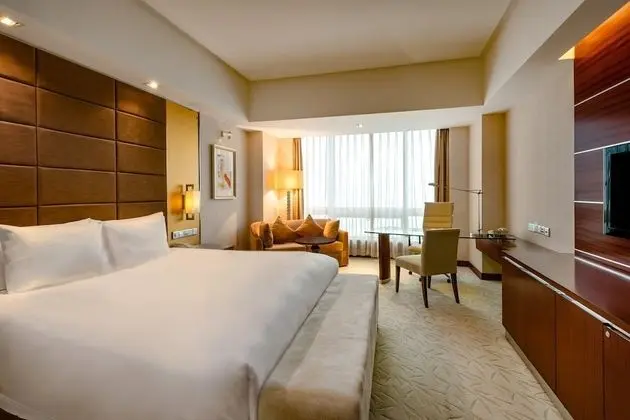 Oda, 1 En Büyük (King) Boy Yatak, Şehir Manzaralı (Club Floor)