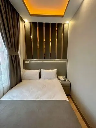 Standard Büyük Yataklı Tek Kişilik Oda