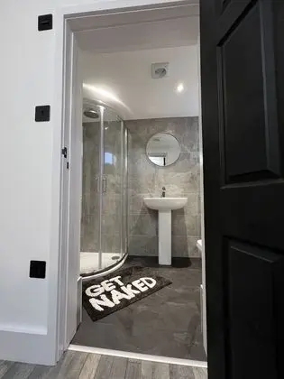 Apart Daire, Banyolu/Duşlu (Apt 3)