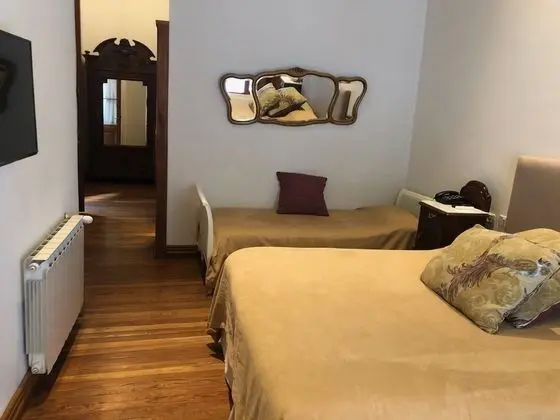Standard Üç Kişilik Oda, Birden Çok Yatak, Bahçe Manzaralı