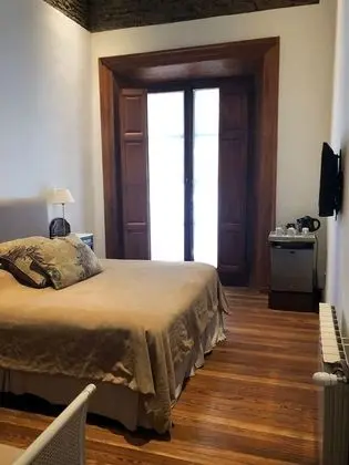Standard Üç Kişilik Oda, Birden Çok Yatak, Bahçe Manzaralı