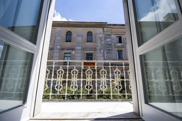 Deluxe Tek Büyük Yataklı Oda, Balkon