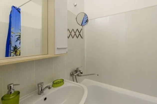 Apart Daire, 1 Çift Kişilik Yatak